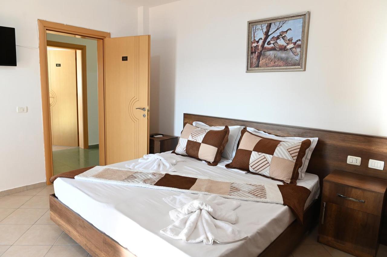 Vila Oxinn Kryemedhej Экстерьер фото